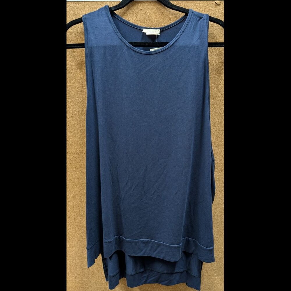 Yelete Navy Blue Sleeveless Tunic Top with Layered Hem